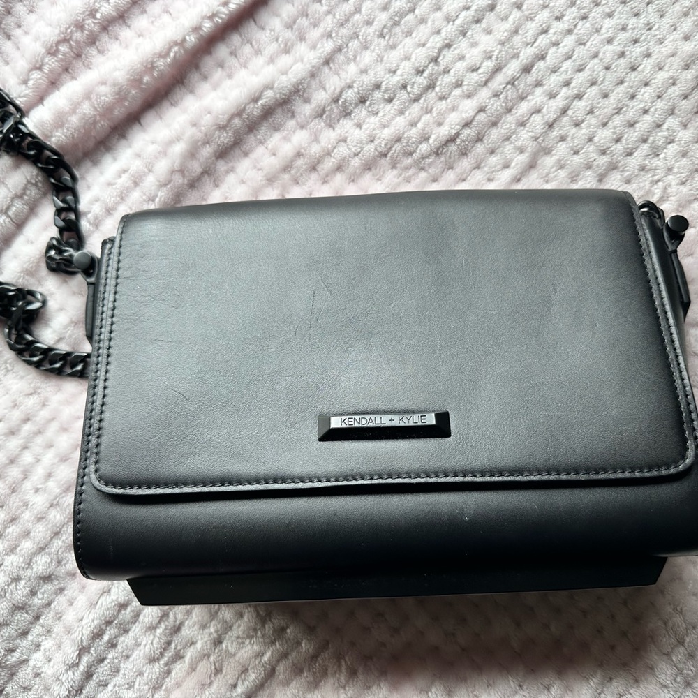 Black Kendall & Kylie bag